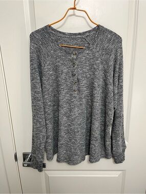 American Eagle Cozy Knit Henley Sweater - Gray in size S